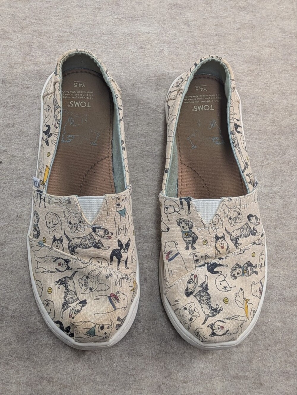 TOMS Kid's Youth 4.5 Beige Canvas Slip On Cute Pet Dog Print Artwork Casual Shoe
